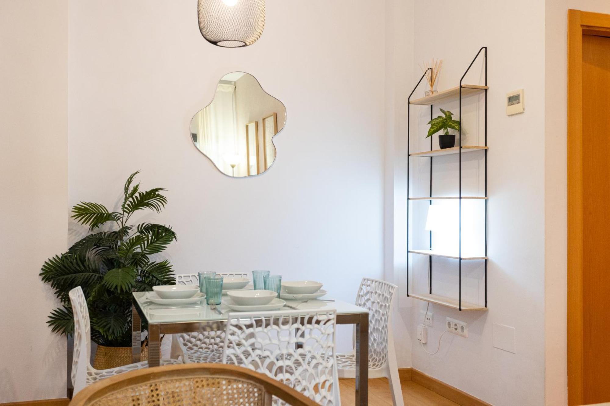 Appartement Holidays2Malaga Picasso Area Extérieur photo